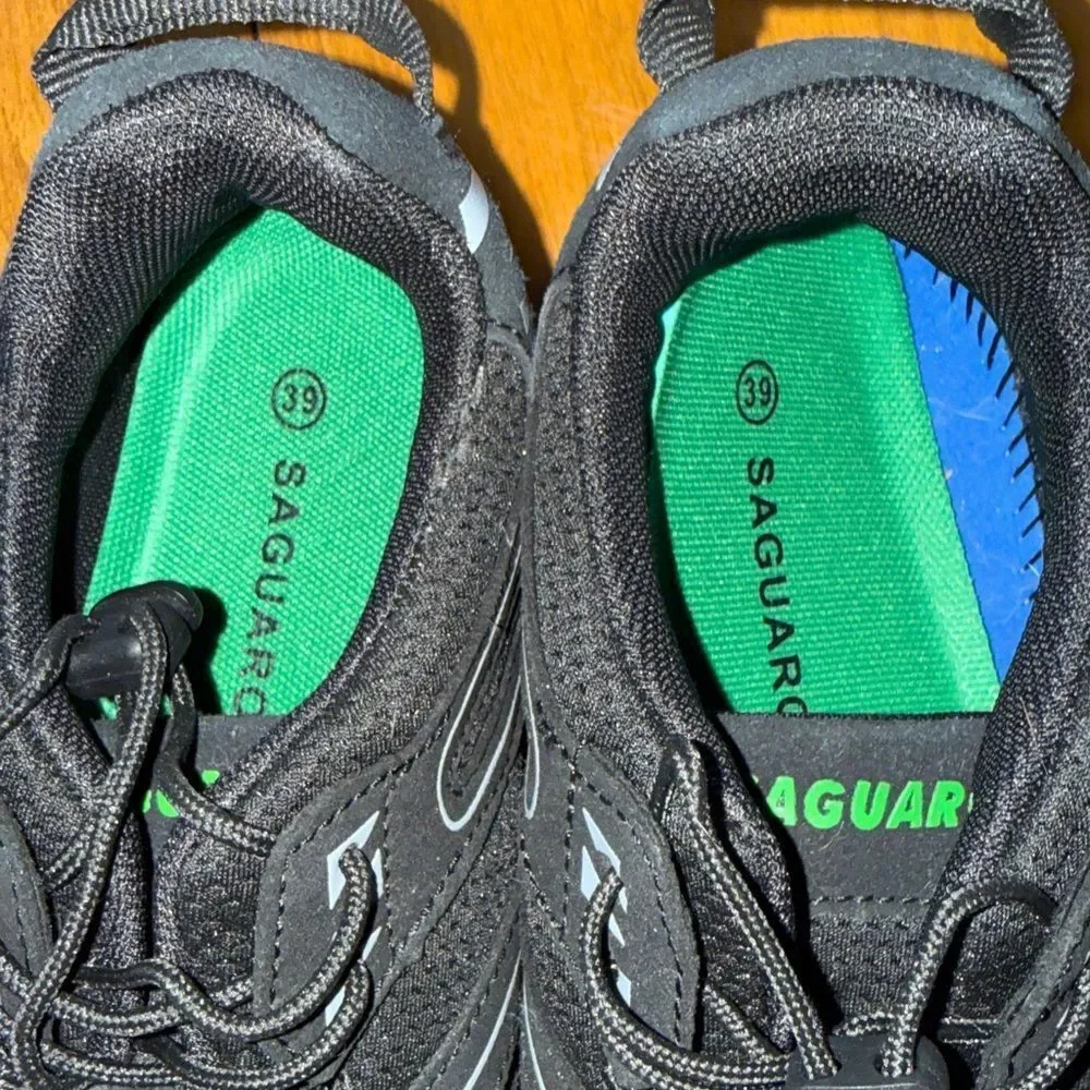 NWOT Saguaro Vitality IV barefoot shoes